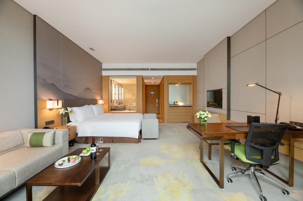 Holiday Inn Baoji Central By Ihg Εξωτερικό φωτογραφία