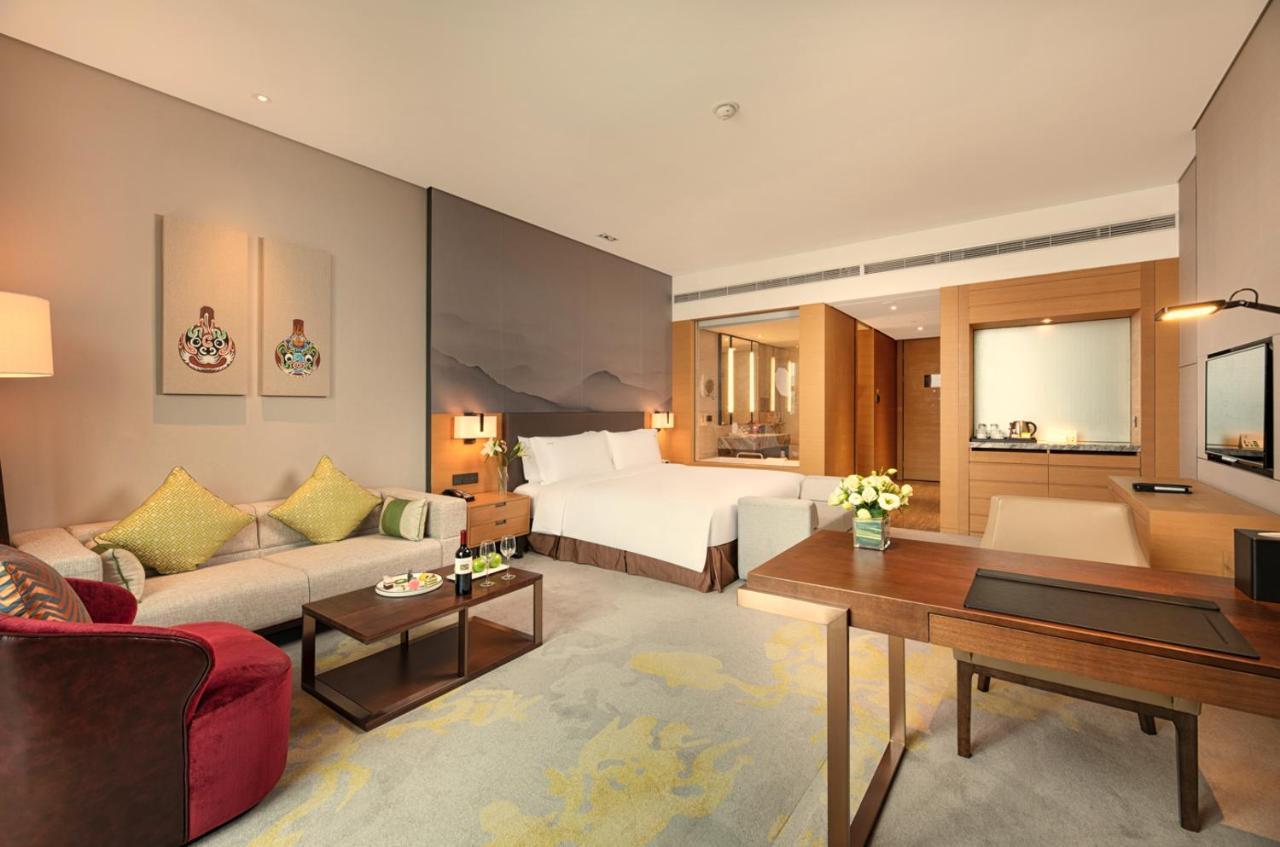Holiday Inn Baoji Central By Ihg Εξωτερικό φωτογραφία